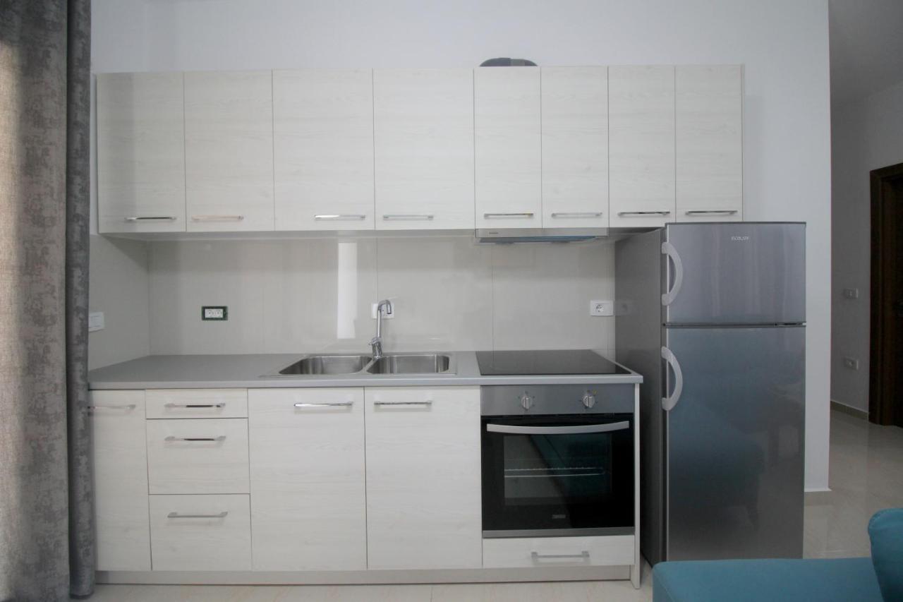 Luxury Sea View Apartaments Sarandë エクステリア 写真