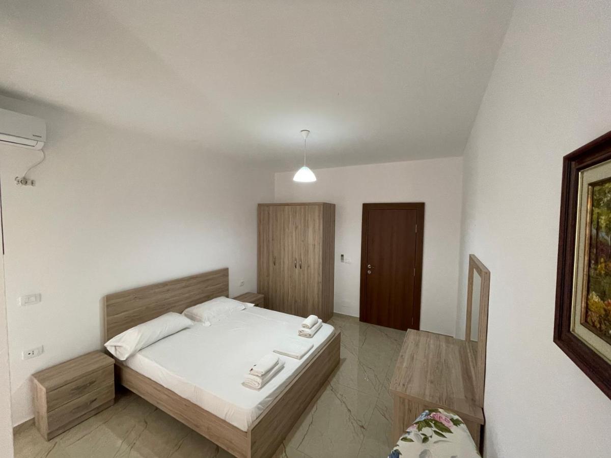 Luxury Sea View Apartaments Sarandë エクステリア 写真