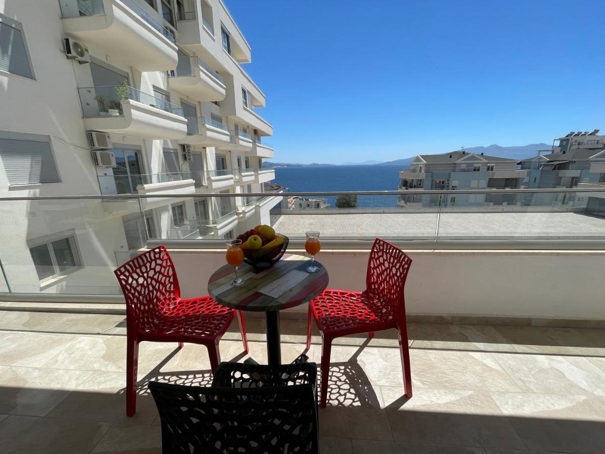 Luxury Sea View Apartaments Sarandë エクステリア 写真