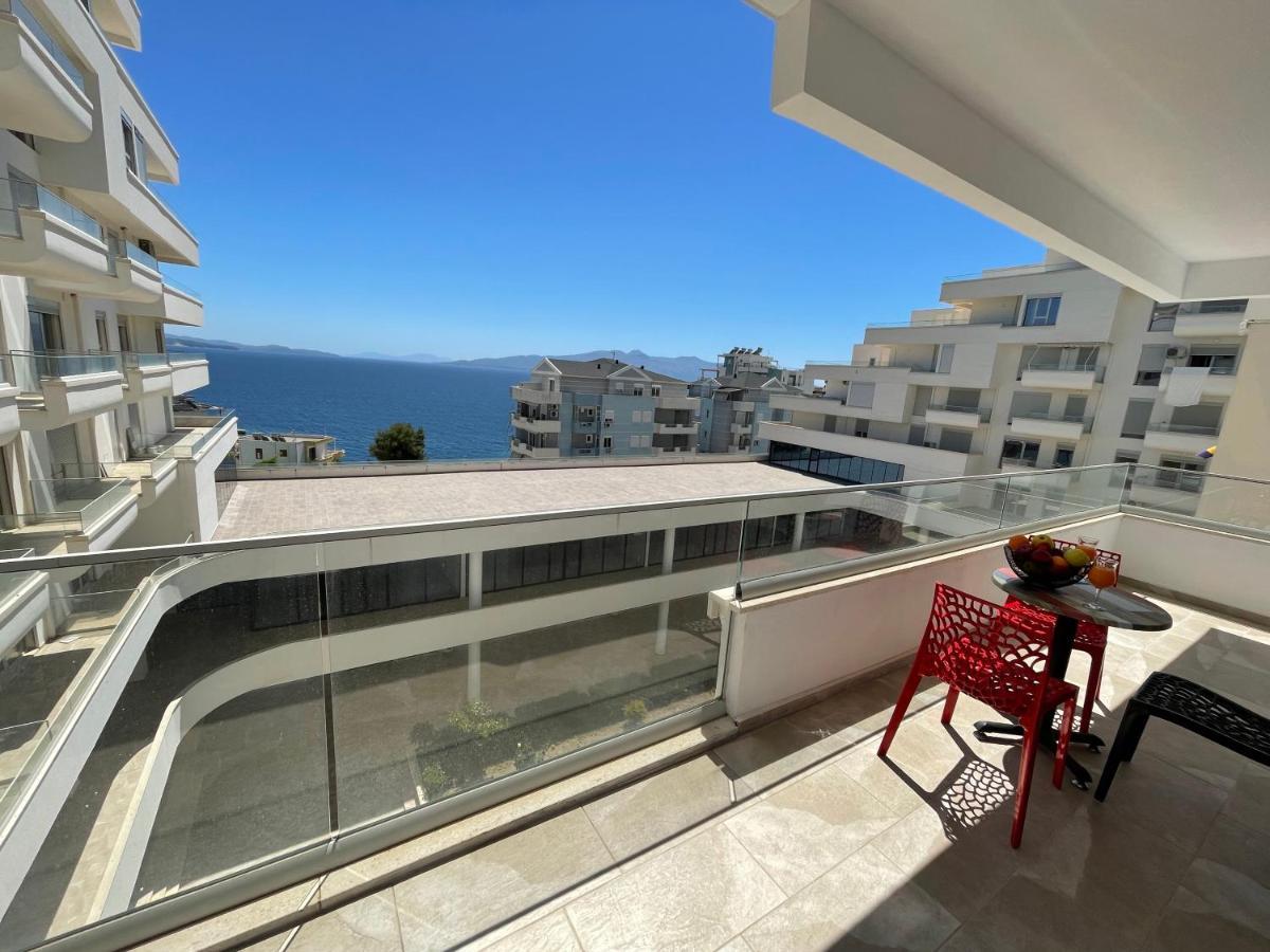Luxury Sea View Apartaments Sarandë エクステリア 写真