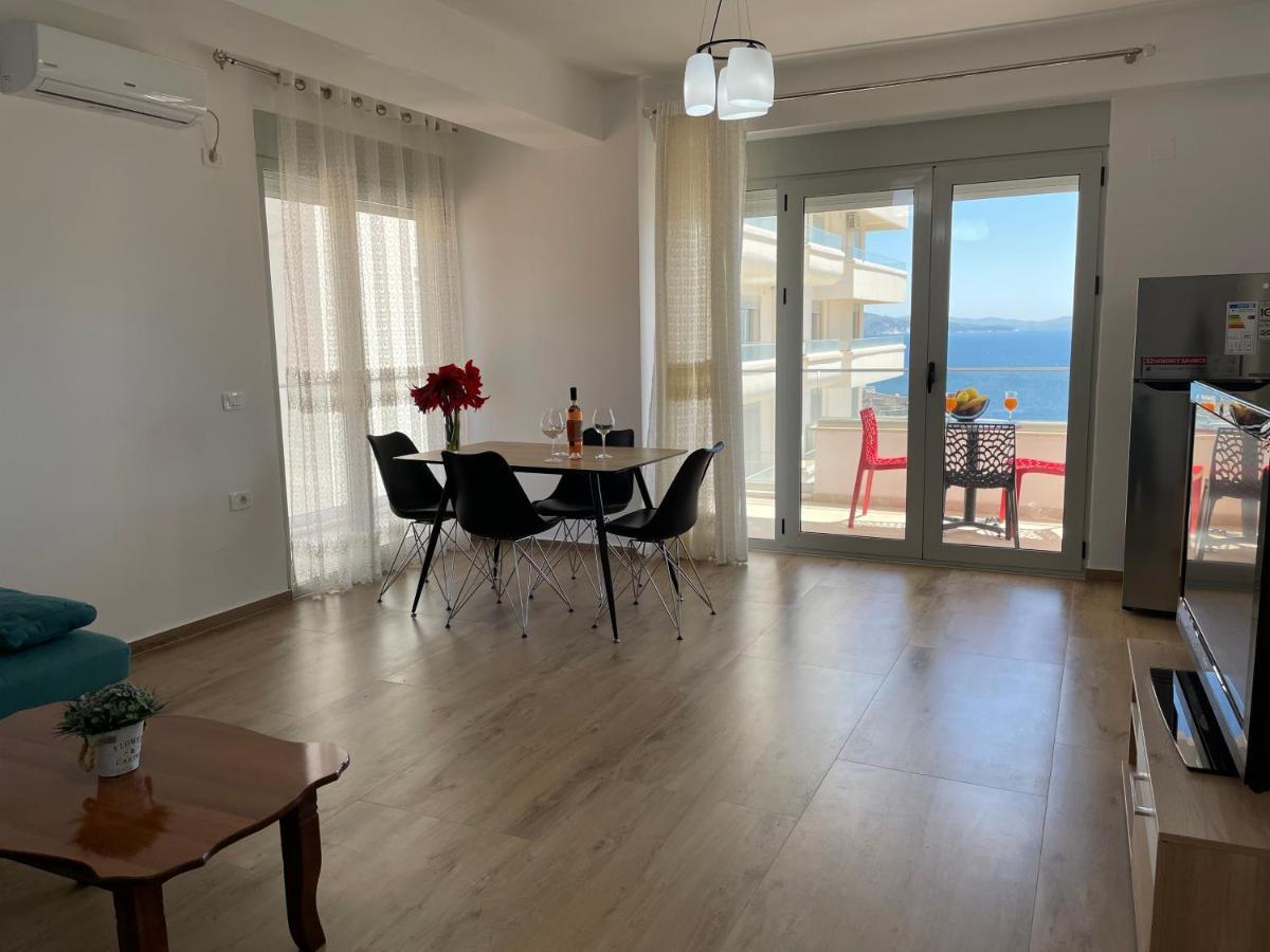 Luxury Sea View Apartaments Sarandë エクステリア 写真