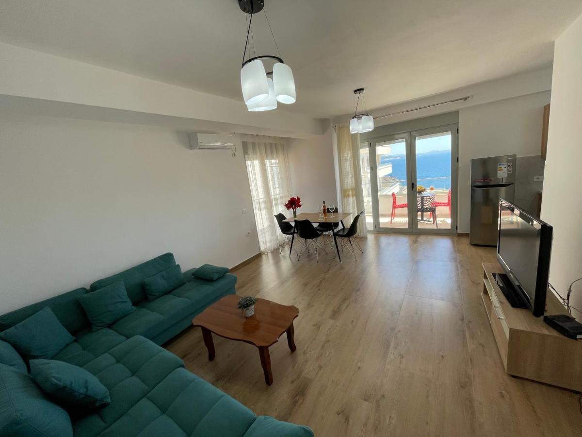 Luxury Sea View Apartaments Sarandë エクステリア 写真