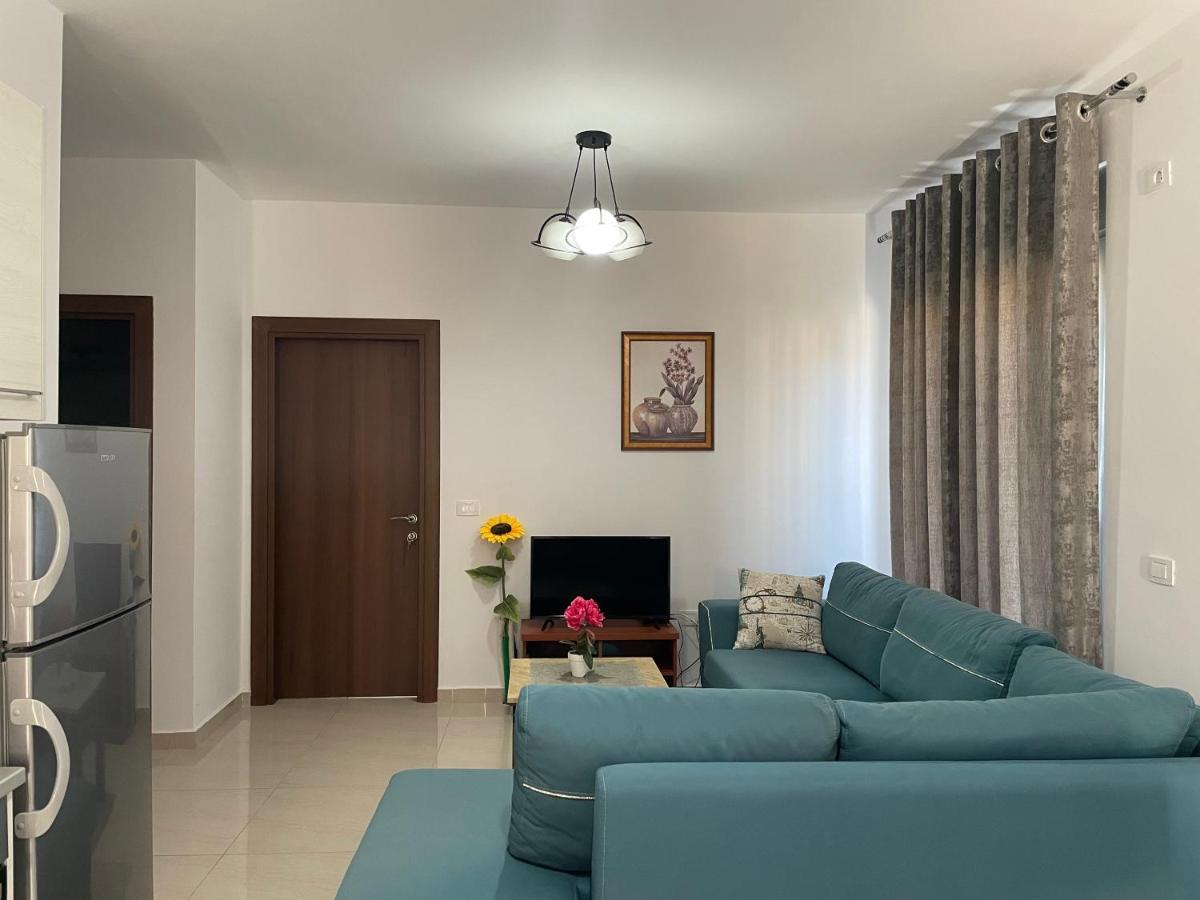 Luxury Sea View Apartaments Sarandë エクステリア 写真