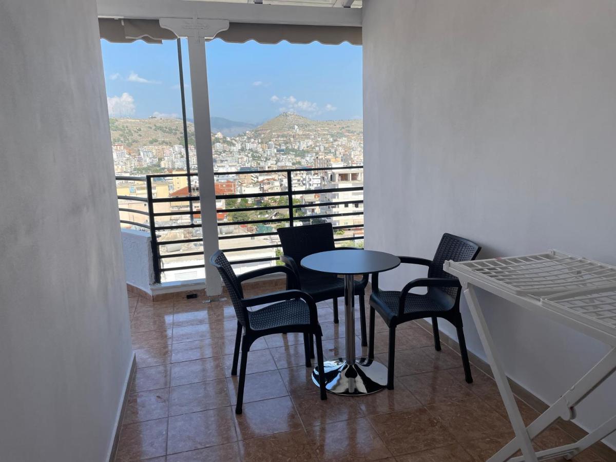 Luxury Sea View Apartaments Sarandë エクステリア 写真