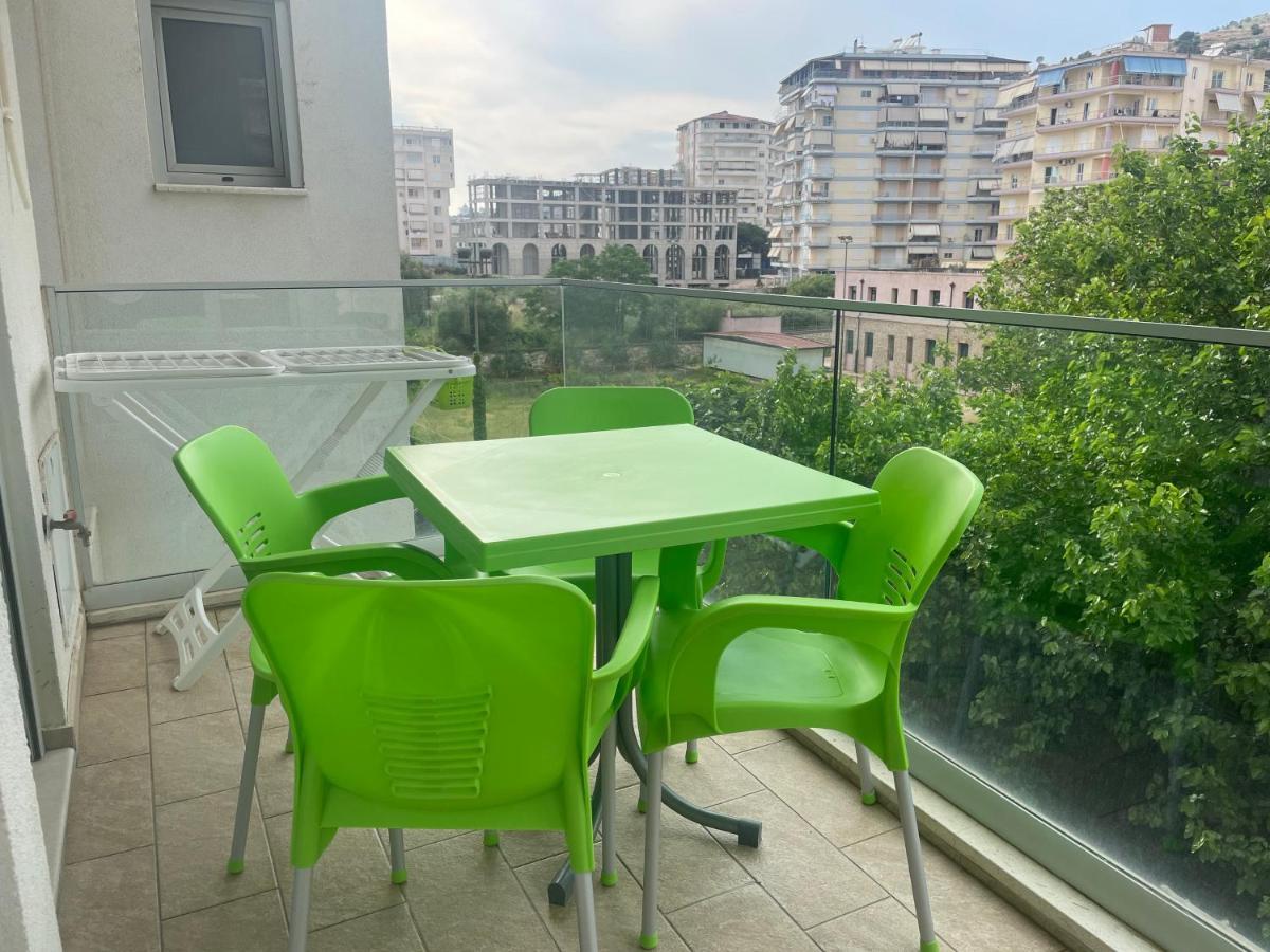Luxury Sea View Apartaments Sarandë エクステリア 写真